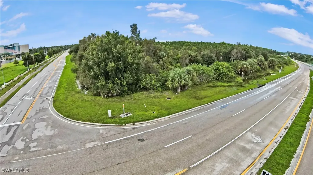 2501 Diplomat Parkway E Cape Coral FL 33909