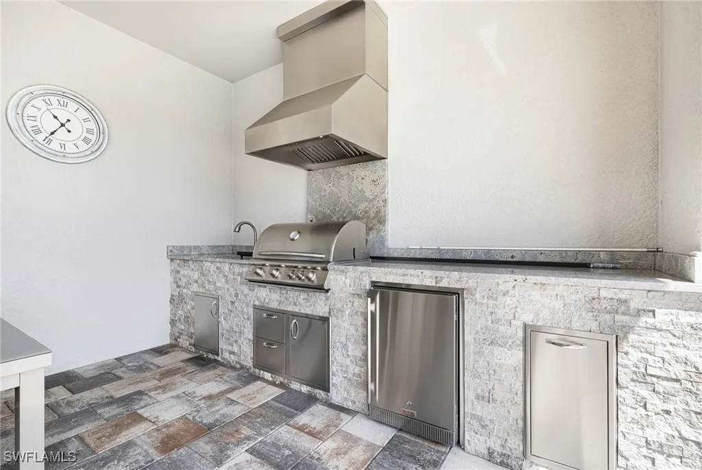 19093 Aqua Shore Drive Fort Myers FL 33913