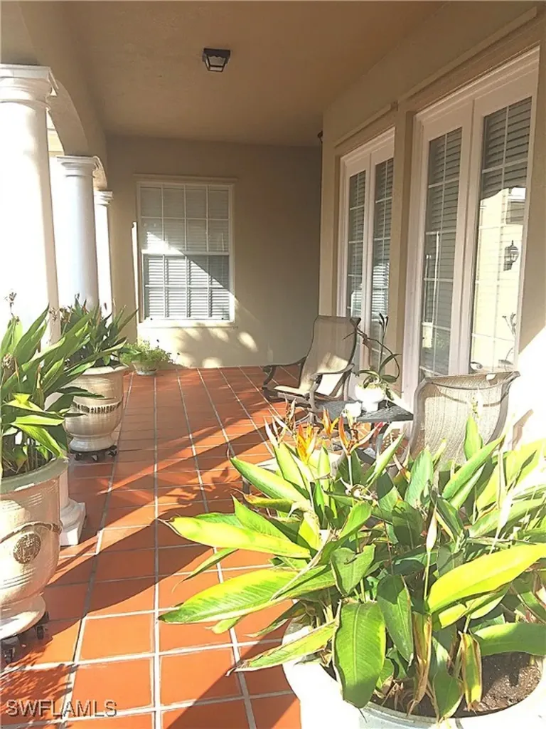 3937 Upolo Lane Naples FL 34119