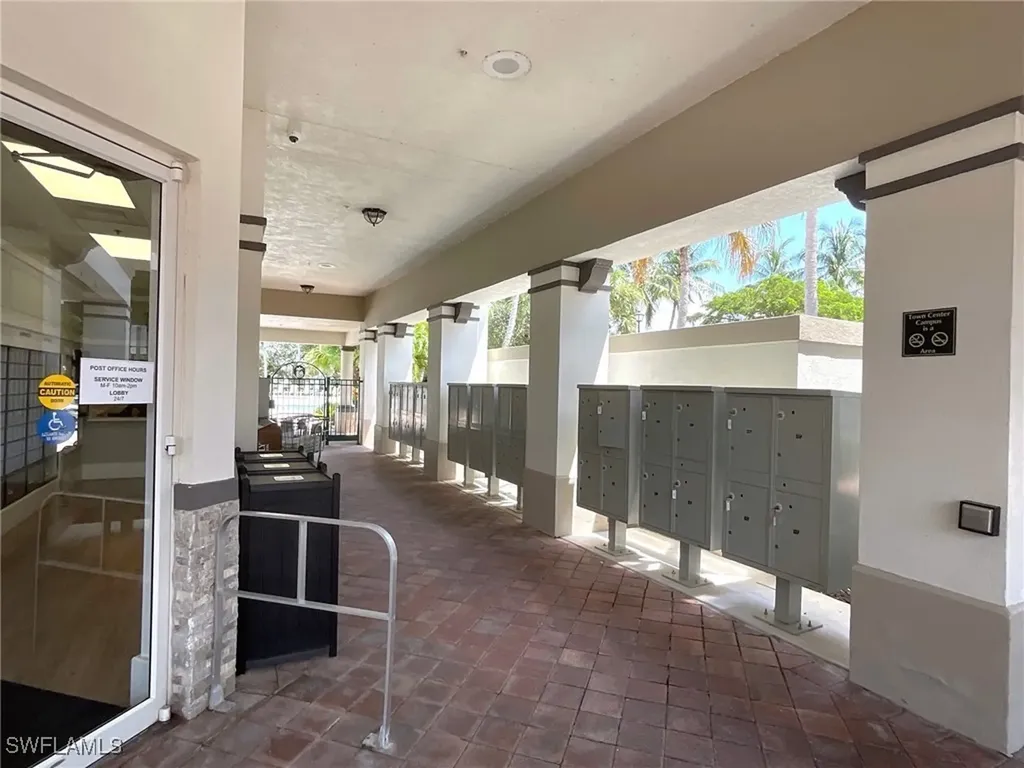 3937 Upolo Lane Naples FL 34119