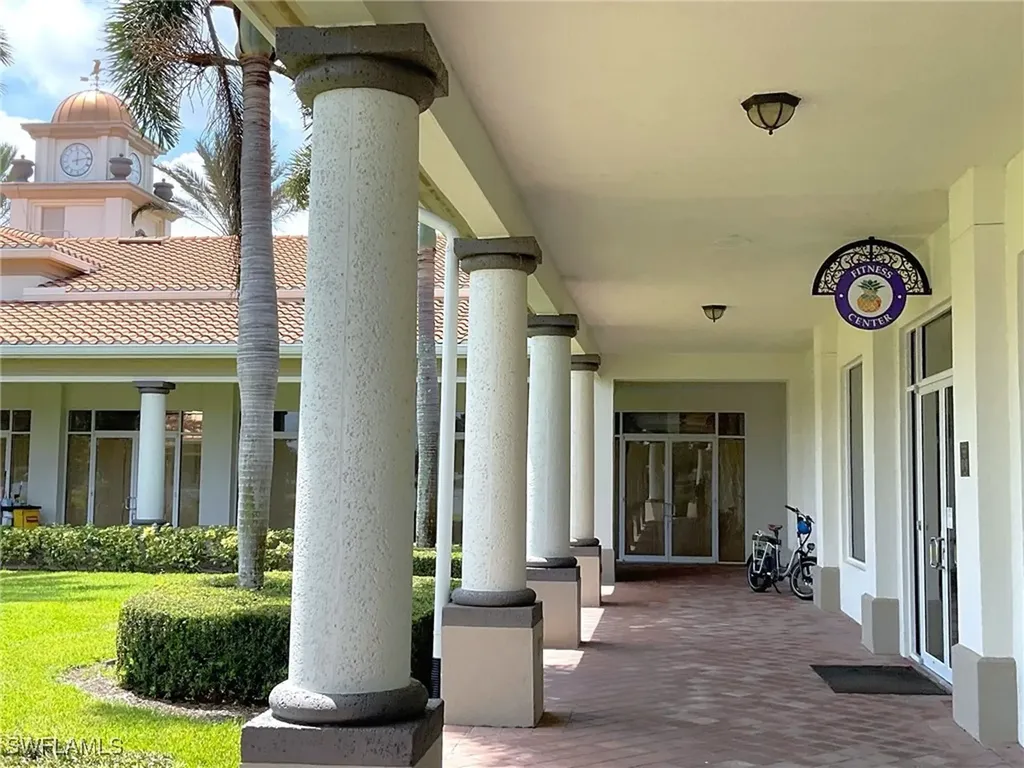3937 Upolo Lane Naples FL 34119