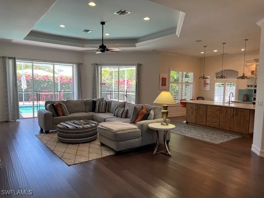 1046 12th Avenue N Naples FL 34102