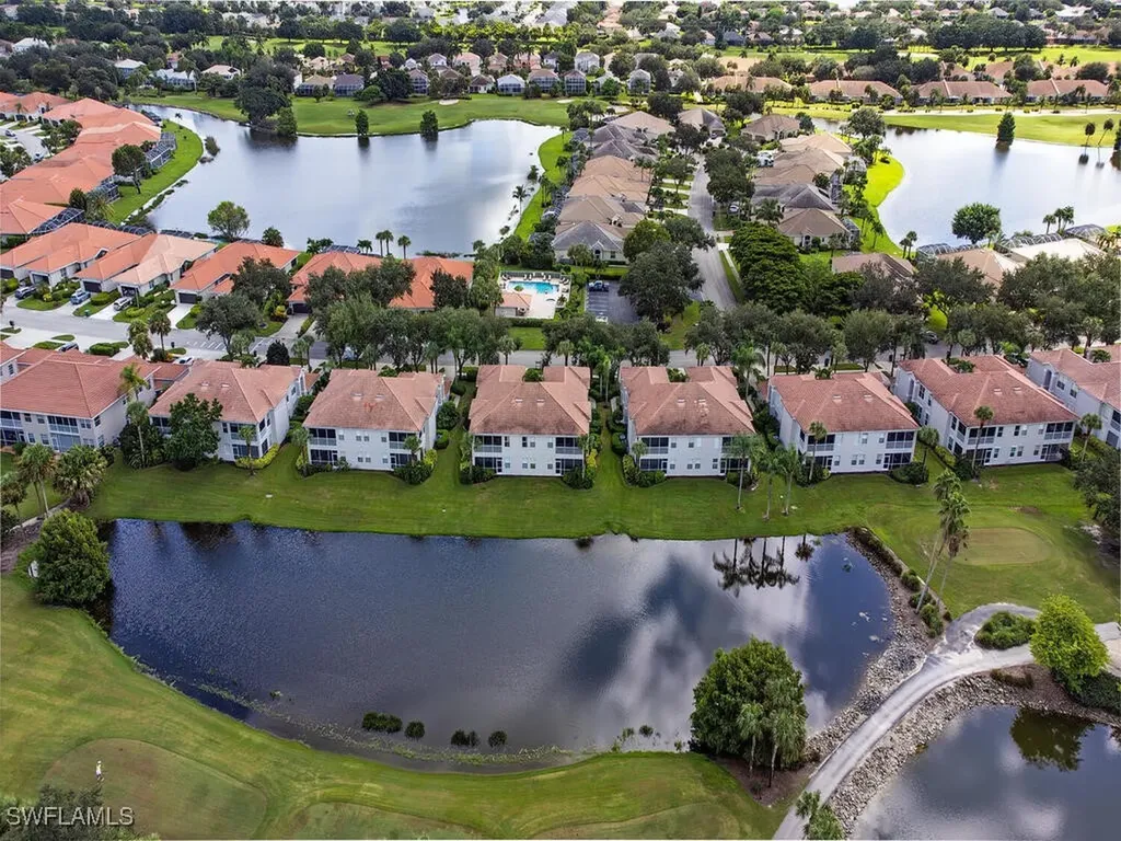 1981 Crestview Way Naples FL 34119
