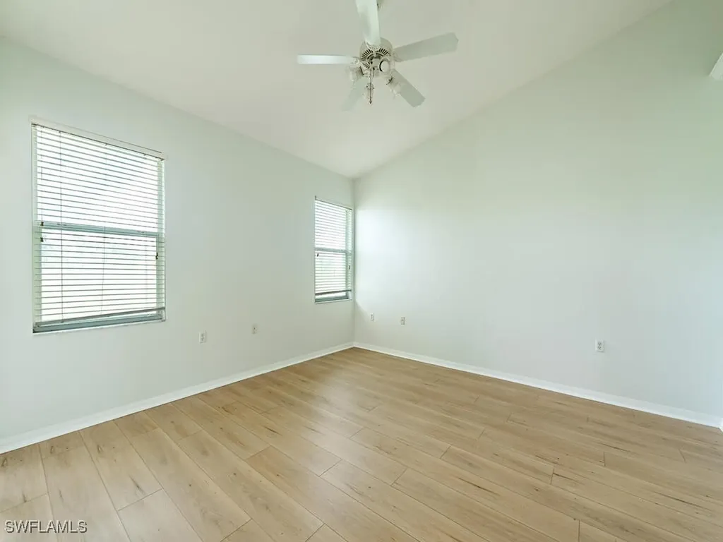 1981 Crestview Way Naples FL 34119