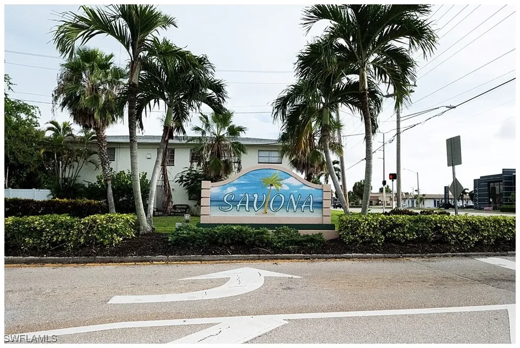 3713 SE 17th Place Cape Coral FL 33904