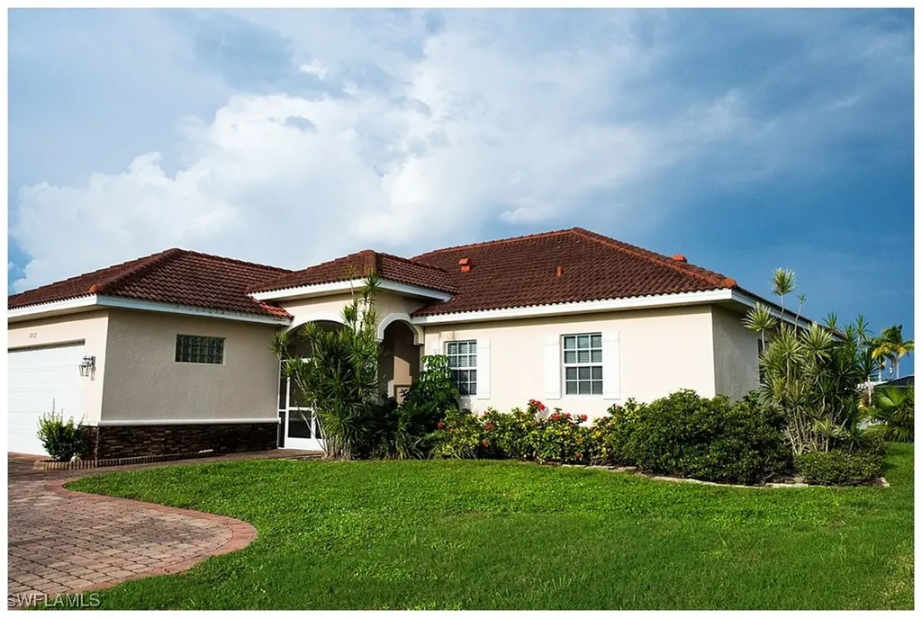 3713 SE 17th Place Cape Coral FL 33904