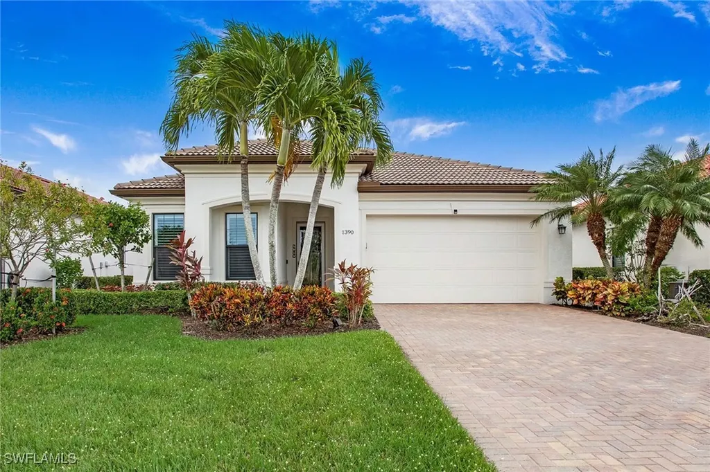 1390 Petone Court Naples FL 34113