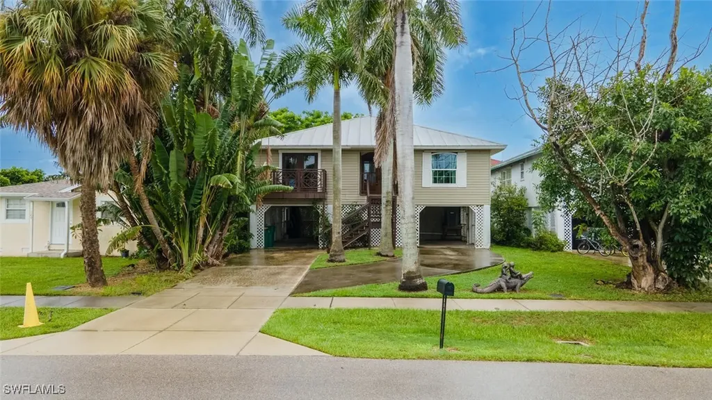 1031 Ridge Street Naples FL 34103