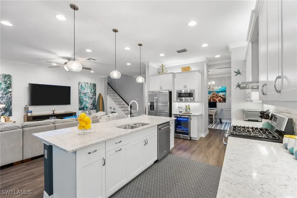 4451 Kensington Circle Naples FL 34119
