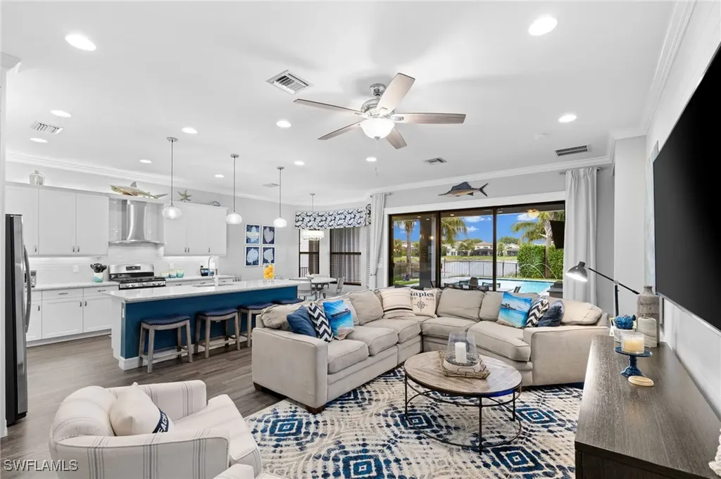 4451 Kensington Circle Naples FL 34119