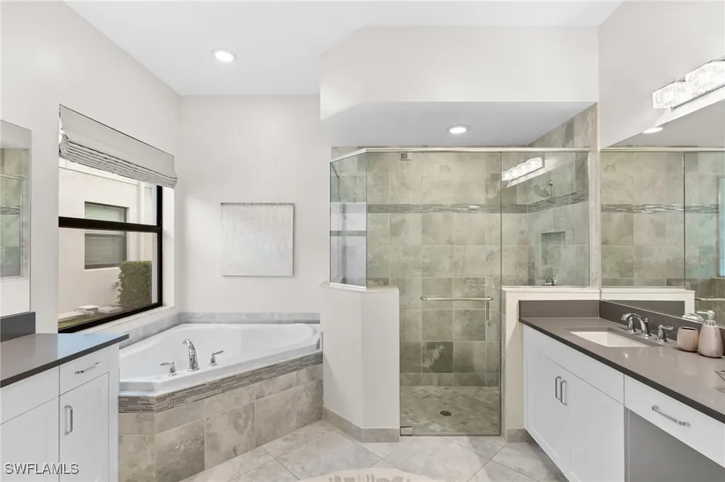 4451 Kensington Circle Naples FL 34119