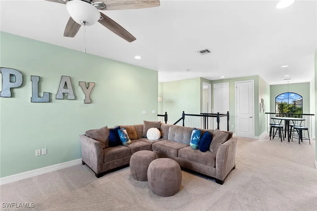 4451 Kensington Circle Naples FL 34119