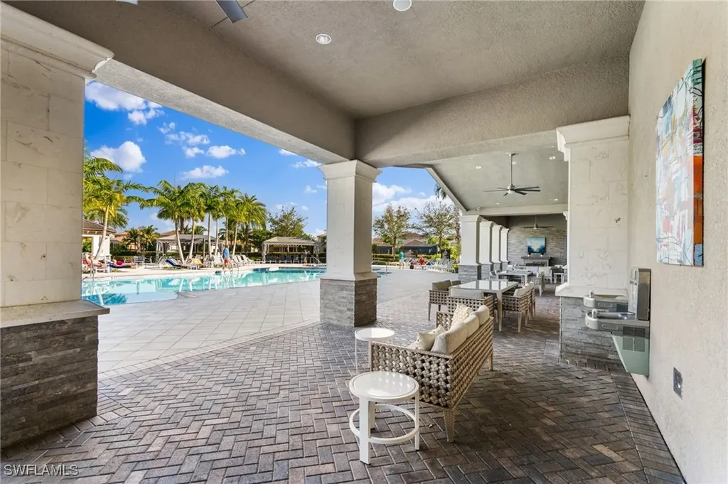 4451 Kensington Circle Naples FL 34119