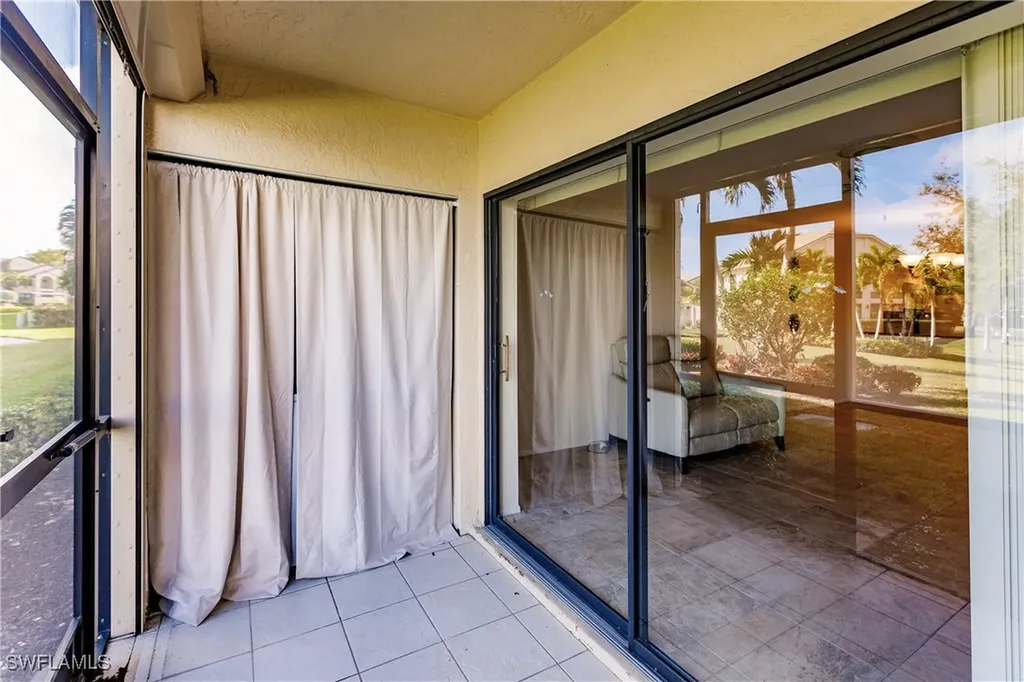 8715 Charter Club Circle Fort Myers FL 33919