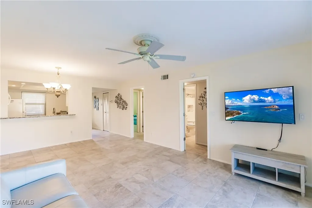 8715 Charter Club Circle Fort Myers FL 33919