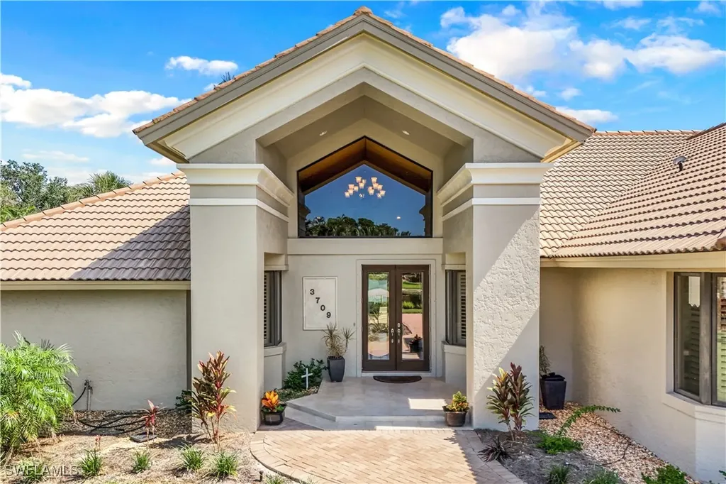 3709 Woodlake Drive Bonita Springs FL 34134