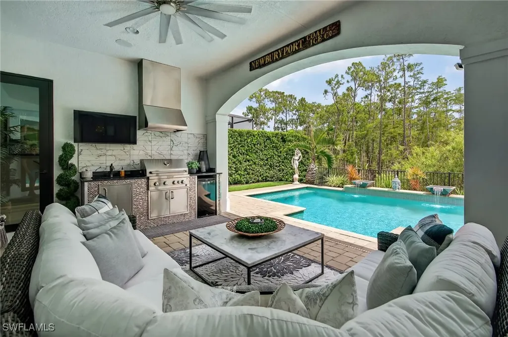 14690 Reserve Place Naples FL 34109