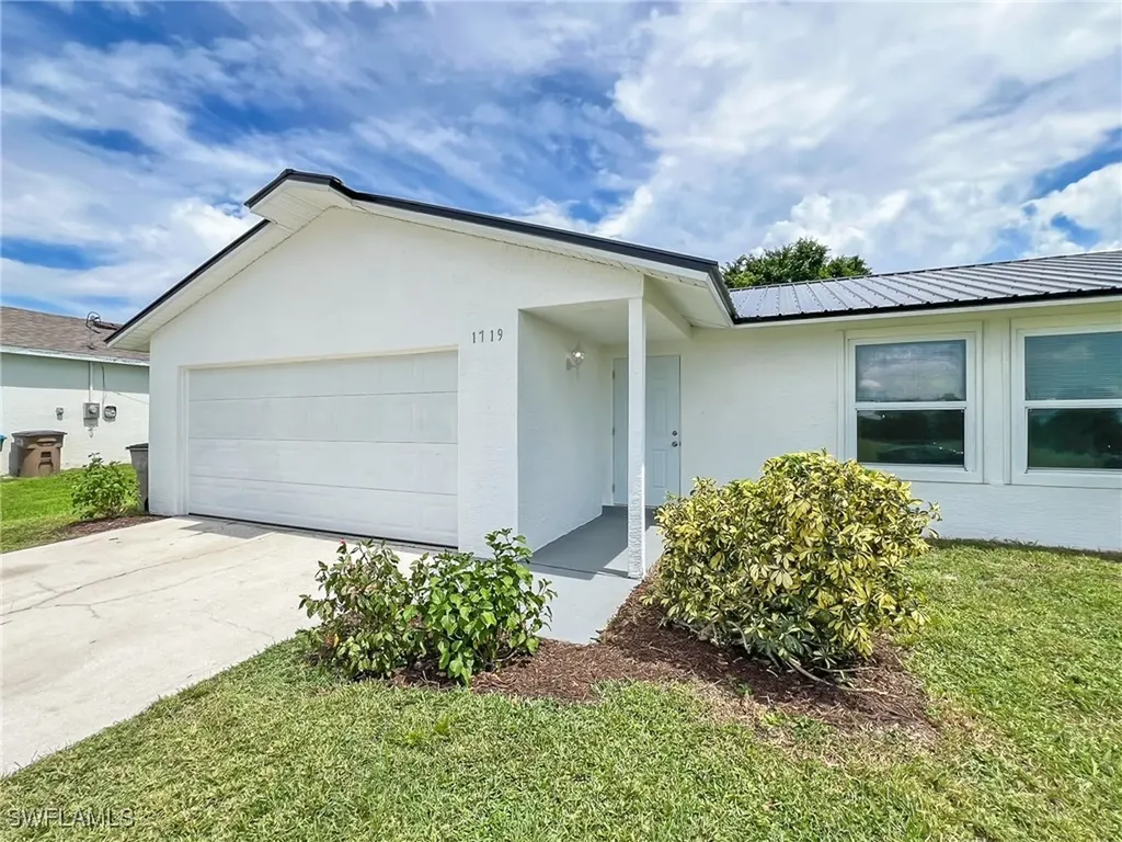1719 NE 6th Avenue Cape Coral FL 33909