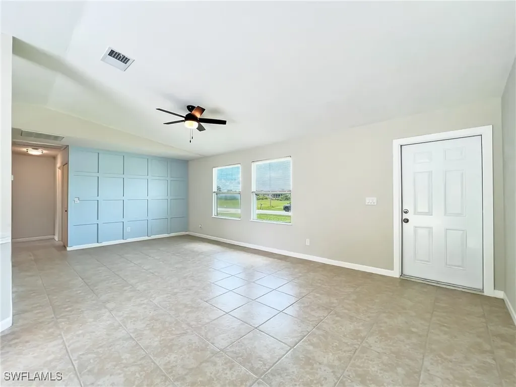 1719 NE 6th Avenue Cape Coral FL 33909