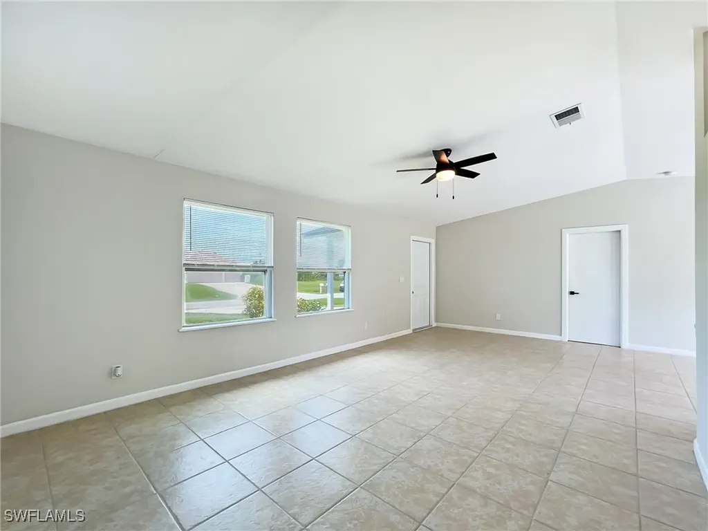 1719 NE 6th Avenue Cape Coral FL 33909