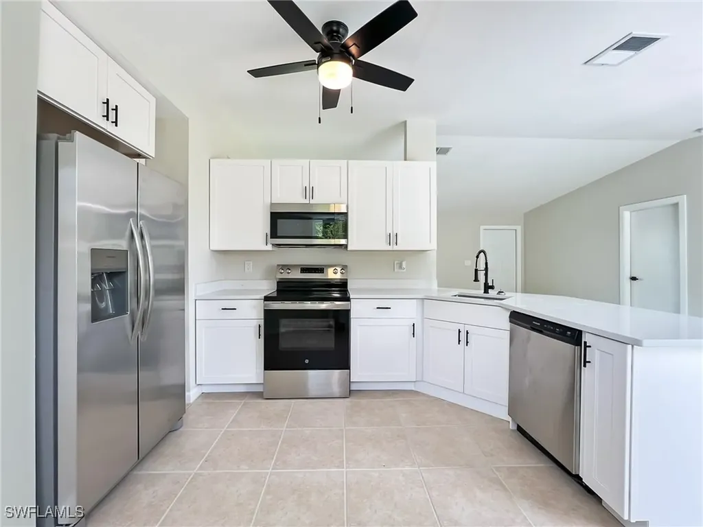 1719 NE 6th Avenue Cape Coral FL 33909