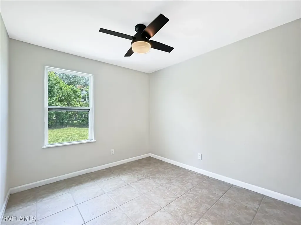 1719 NE 6th Avenue Cape Coral FL 33909