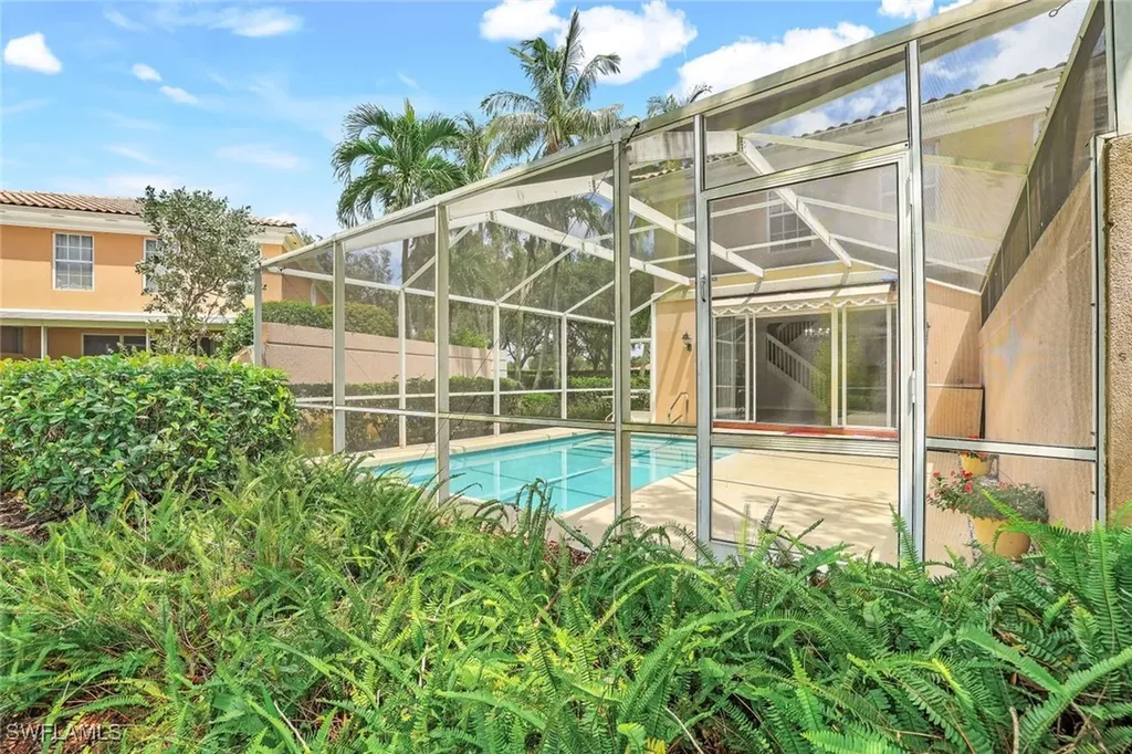 5791 Cove Circle Naples FL 34119
