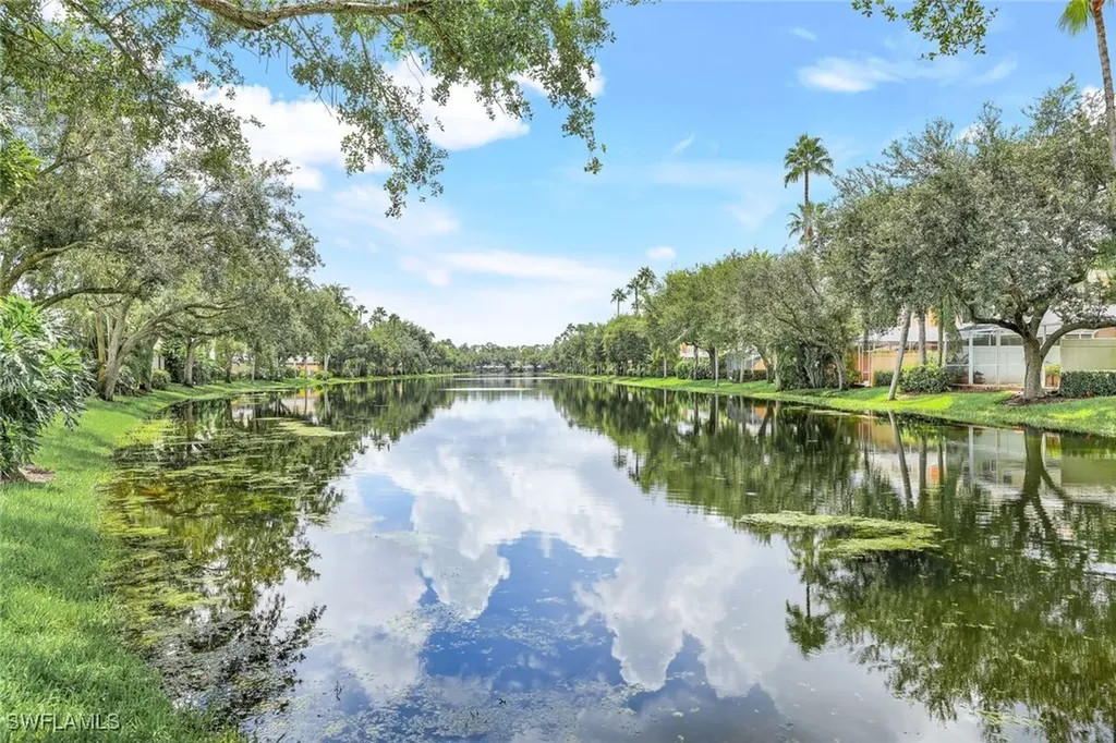 5791 Cove Circle Naples FL 34119