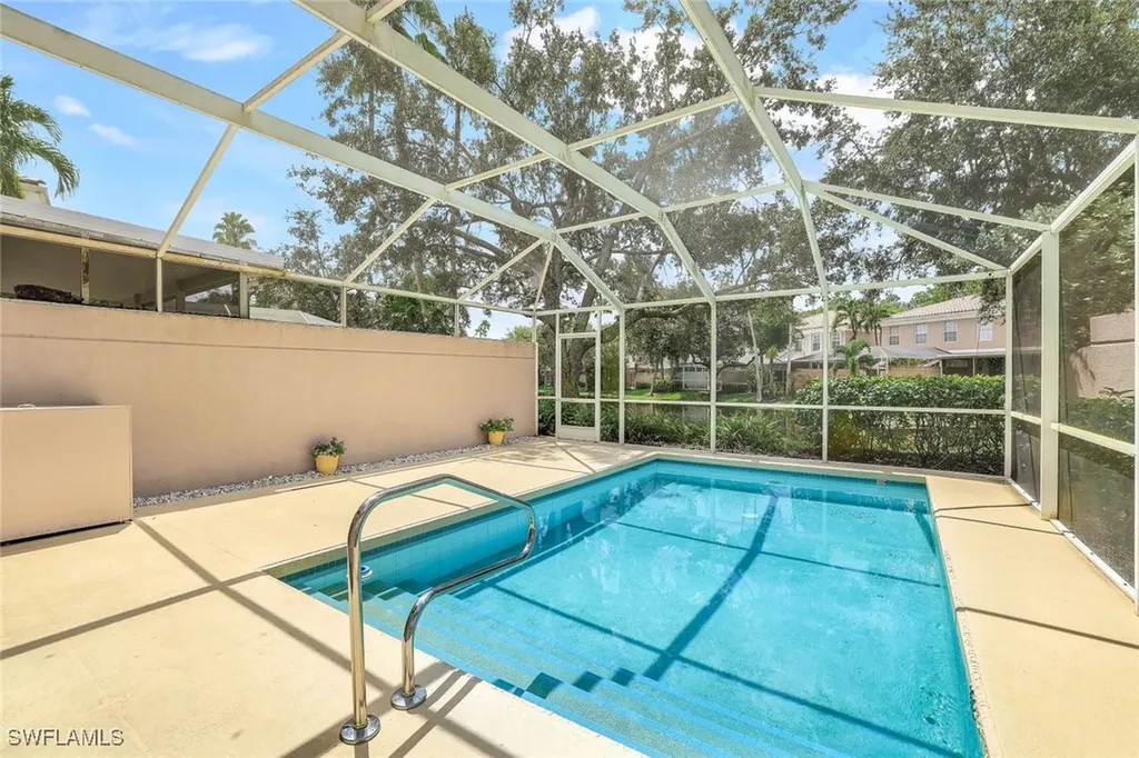 5791 Cove Circle Naples FL 34119