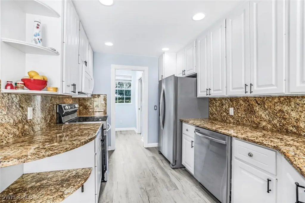 5791 Cove Circle Naples FL 34119