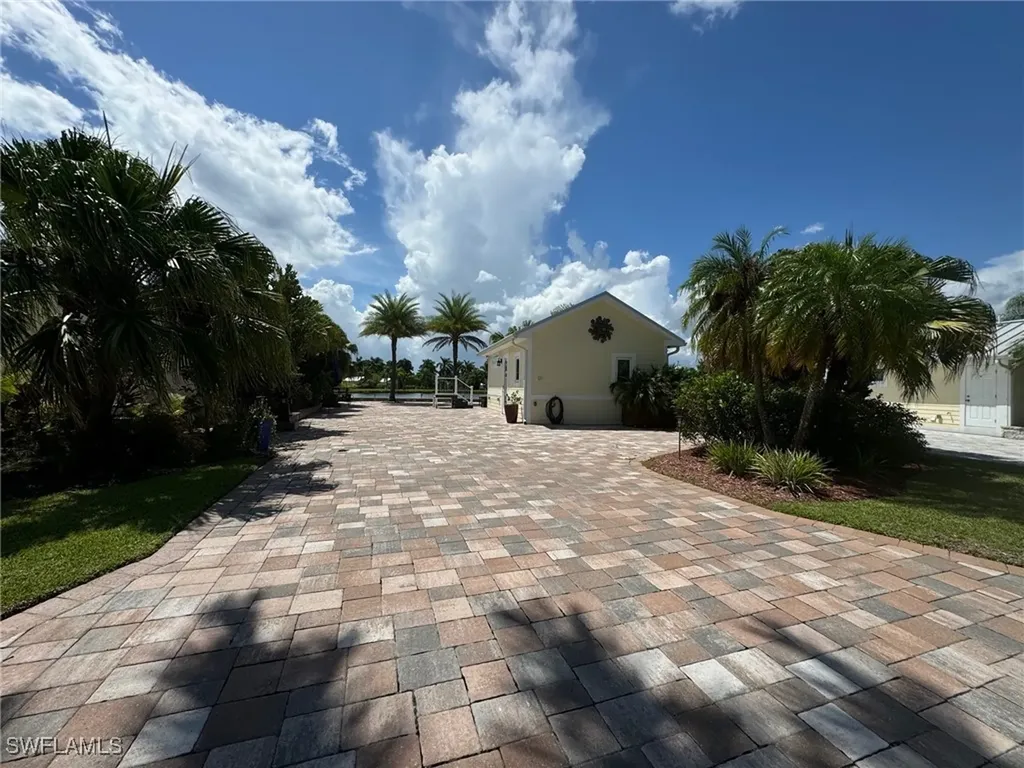 Lot 270 3030 Gray Eagle Parkway Labelle FL 33935