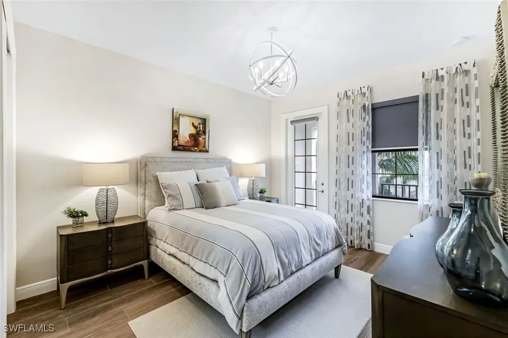 16374 Viansa Way Naples FL 34110