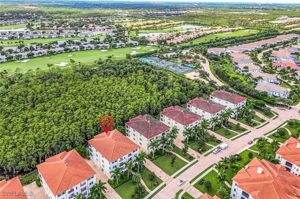 16374 Viansa Way Naples FL 34110