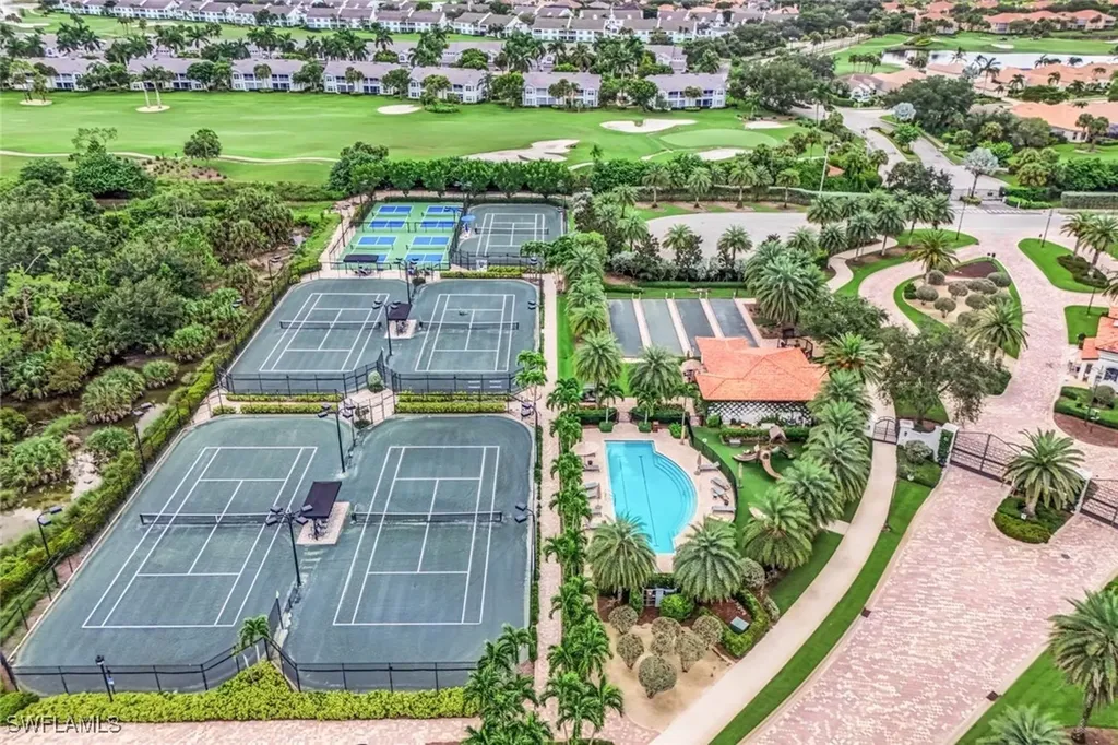 16374 Viansa Way Naples FL 34110