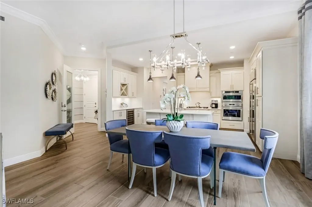 16374 Viansa Way Naples FL 34110