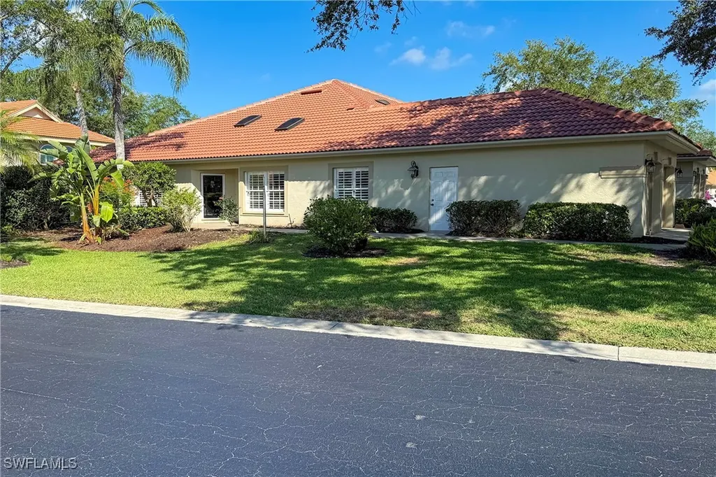 221 Napa Ridge Road E Naples FL 34119