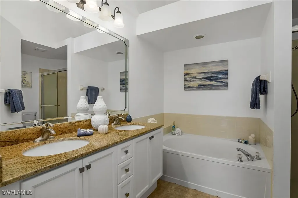 221 Napa Ridge Road E Naples FL 34119