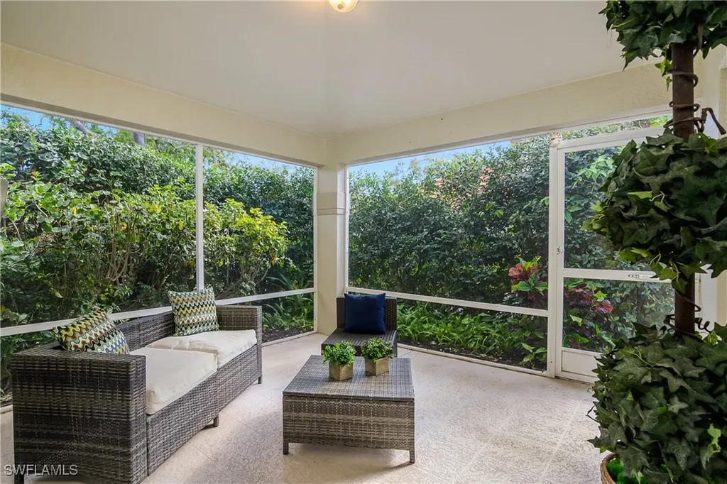 221 Napa Ridge Road E Naples FL 34119