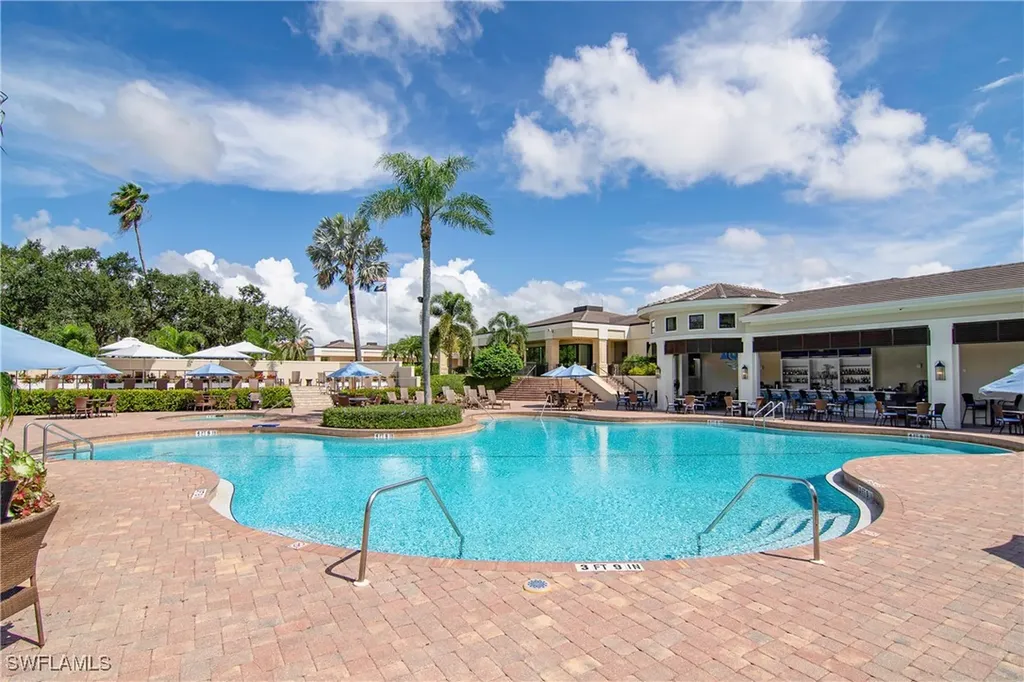 221 Napa Ridge Road E Naples FL 34119