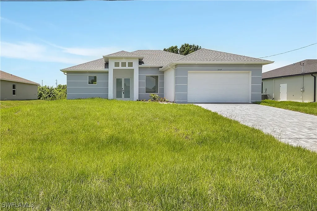 3209 24th Street SW Lehigh Acres FL 33976