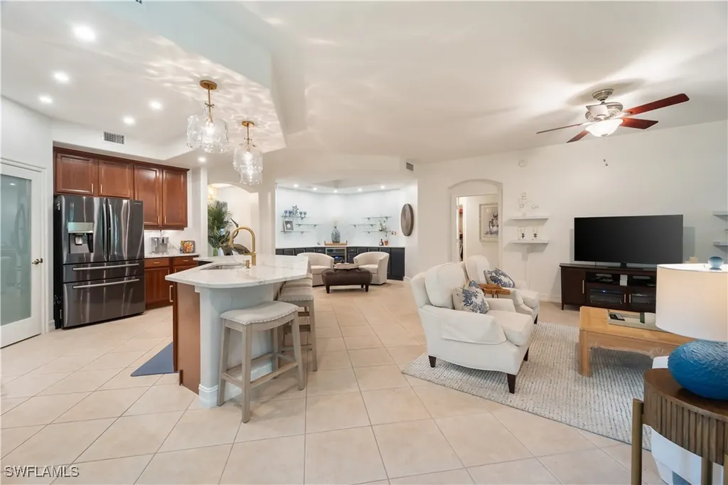 1992 Tarpon Bay Drive N Naples FL 34119