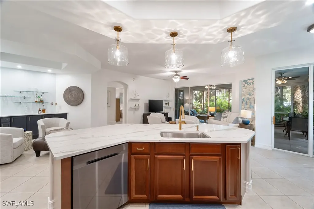 1992 Tarpon Bay Drive N Naples FL 34119
