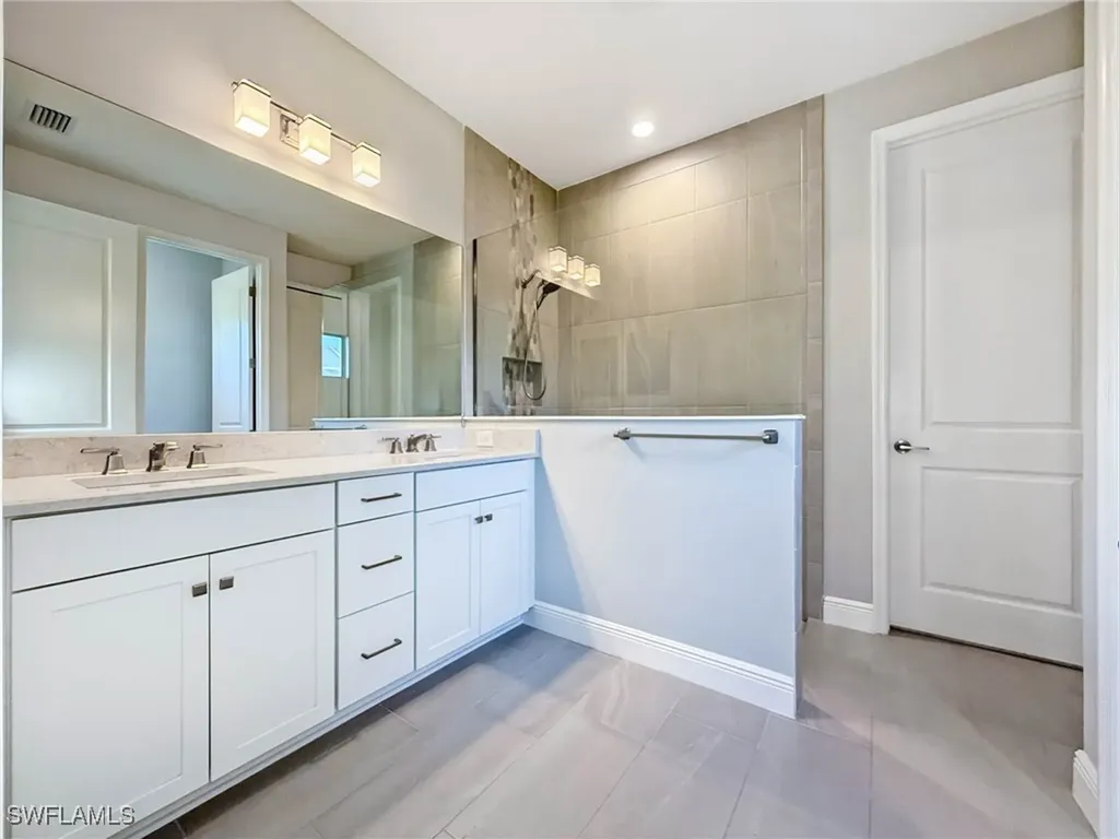 13840 Amblewind Cove Way Fort Myers FL 33905
