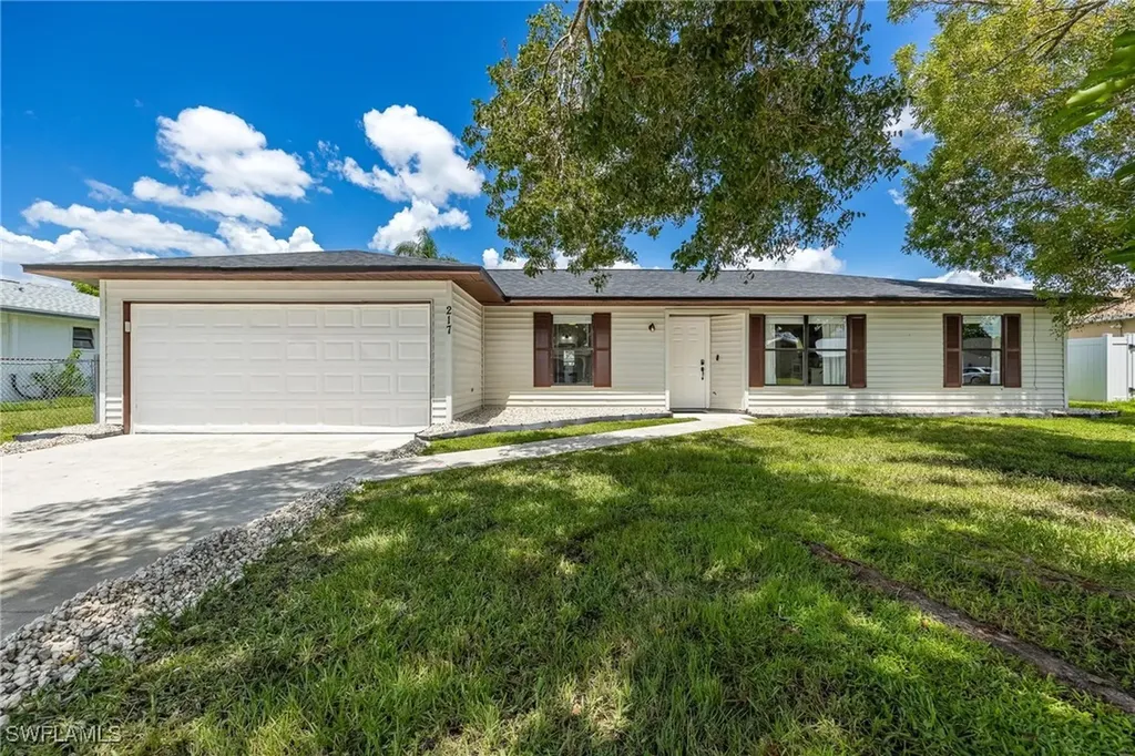 217 SW 34th Terrace Cape Coral FL 33914