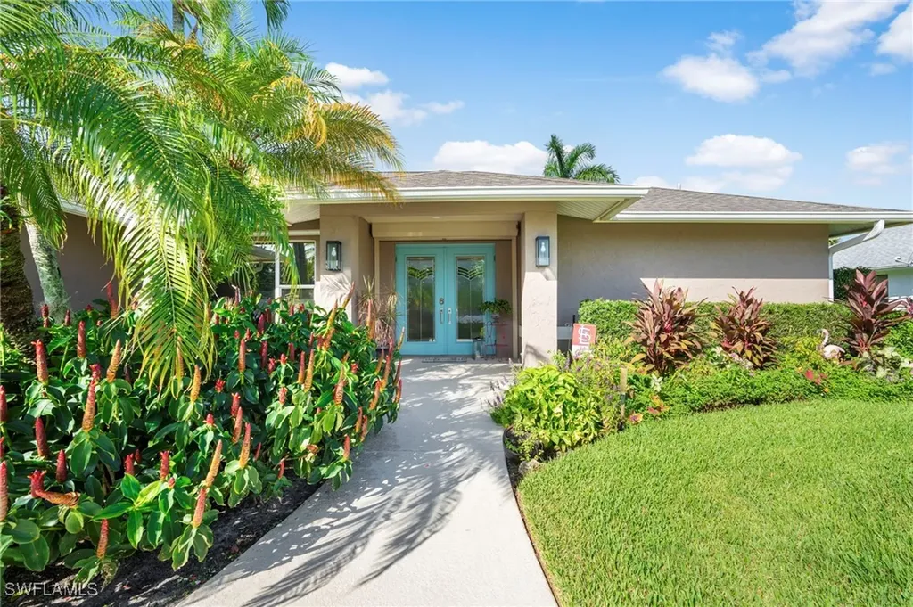 101 Muirfield Circle Naples FL 34113