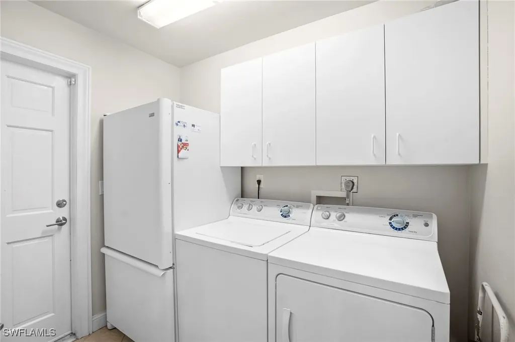 101 Muirfield Circle Naples FL 34113