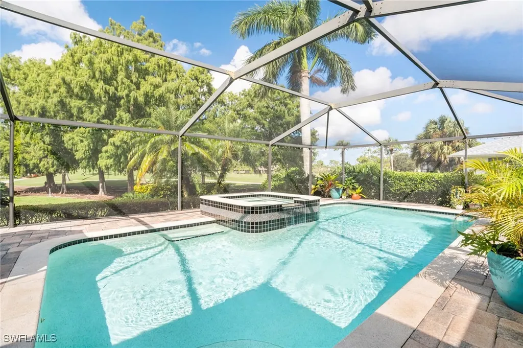 101 Muirfield Circle Naples FL 34113