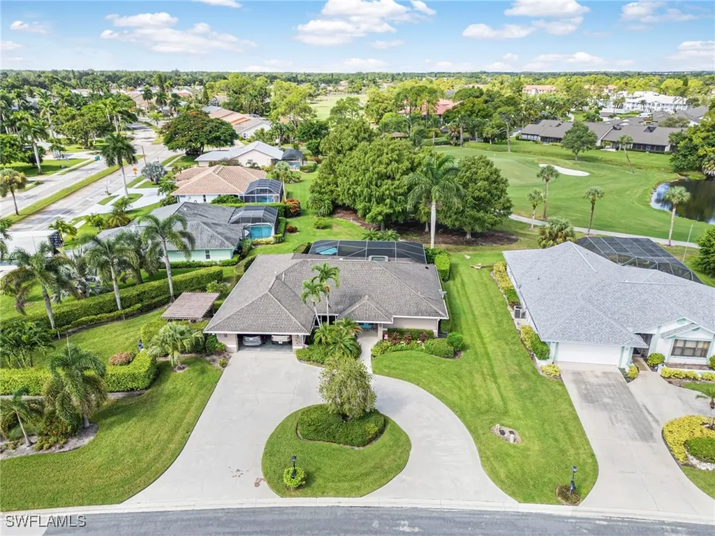 101 Muirfield Circle Naples FL 34113