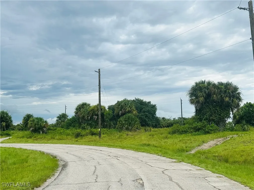 Saturn Loop Labelle FL 33935