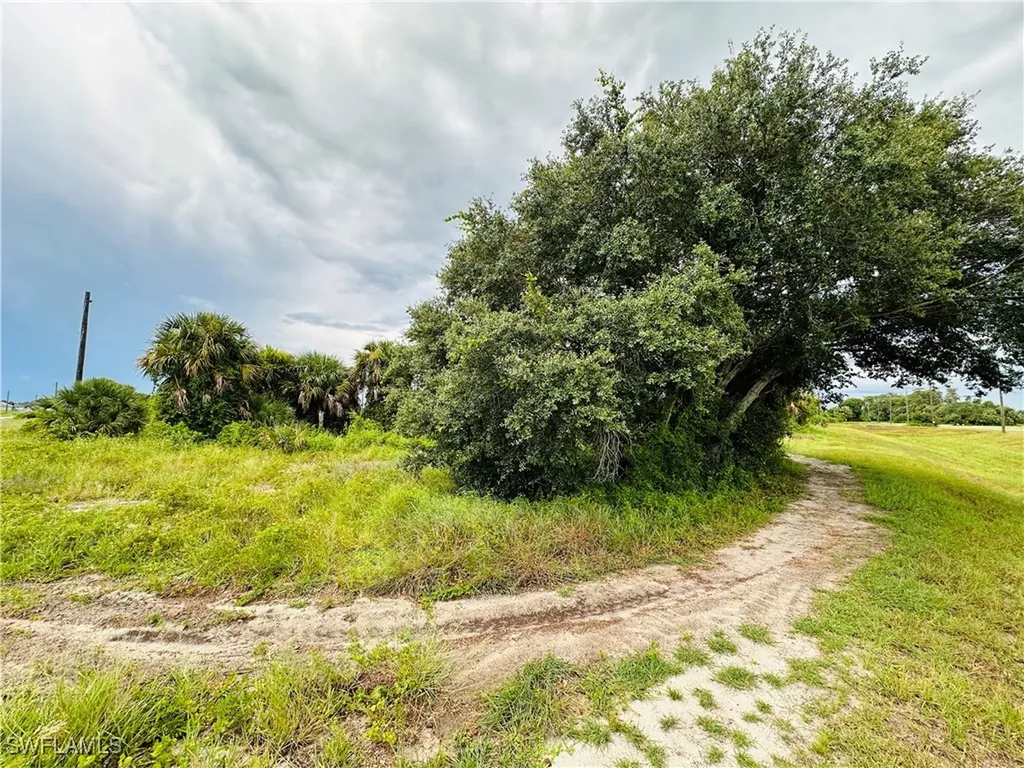 Saturn Loop Labelle FL 33935